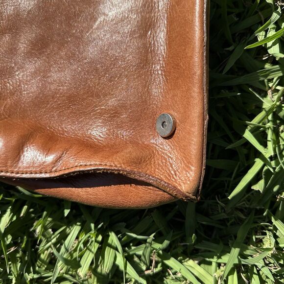 Vintage Navasota Purse Leather Brown‎ Crossbody Buckle Exotic Classic - Picture 11 of 11